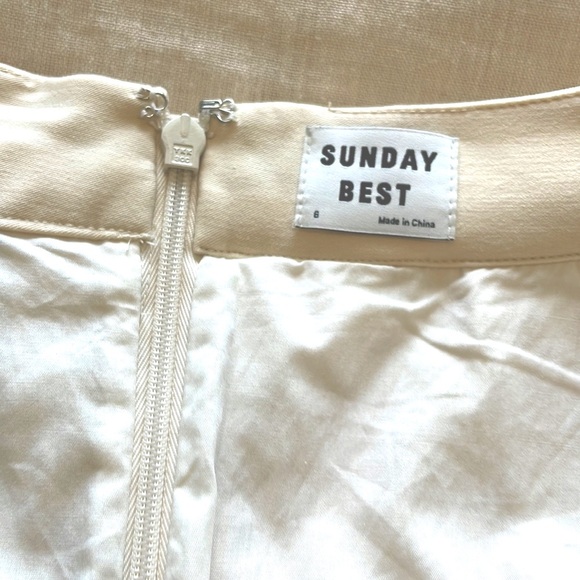 New Aritzia Olive Mini 15” Pleated Skirt - Picture 8 of 10